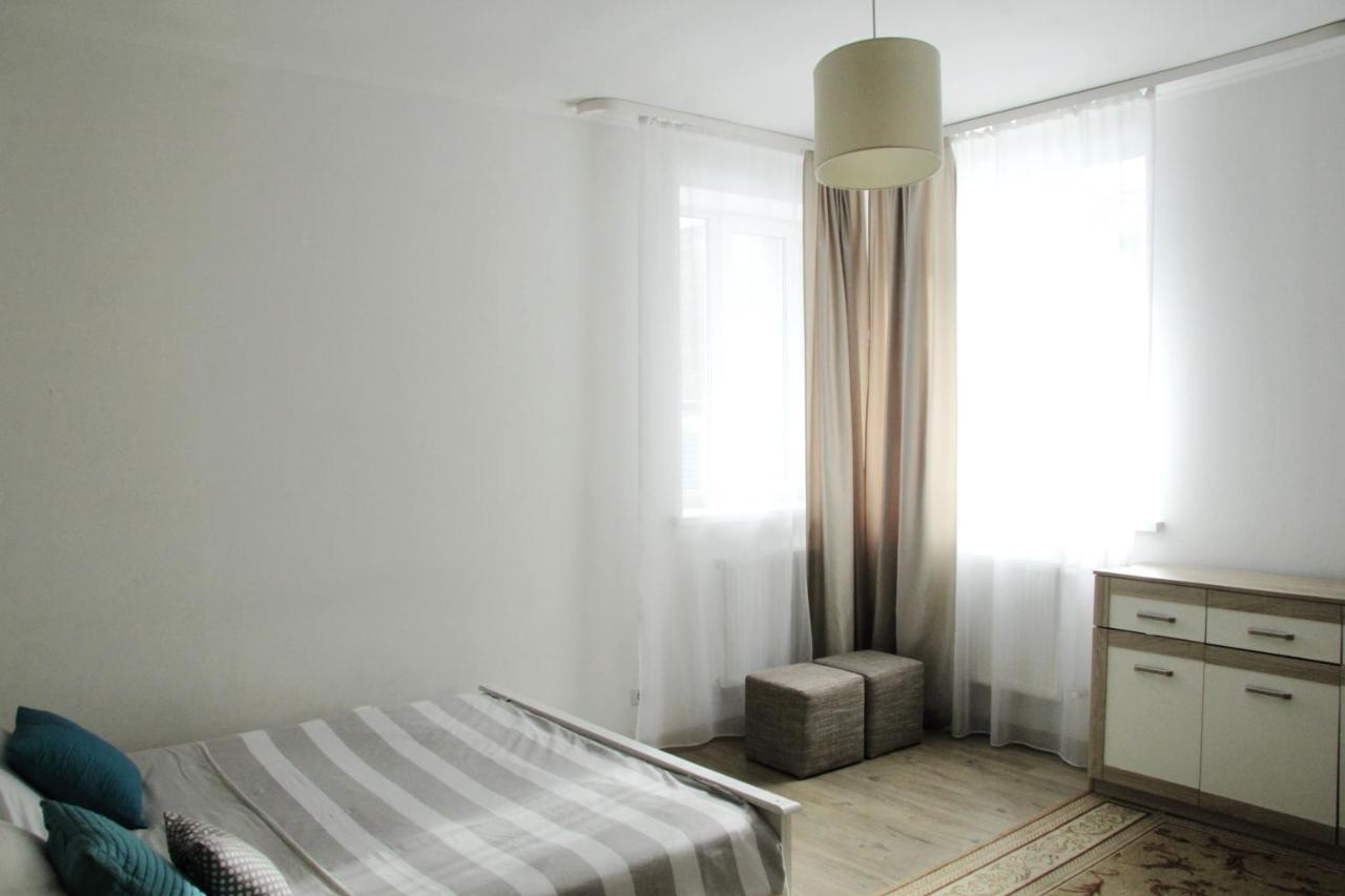 Flat In Cottage Close To The Centre Parking, Wifi, Bbq Lviv Exterior photo