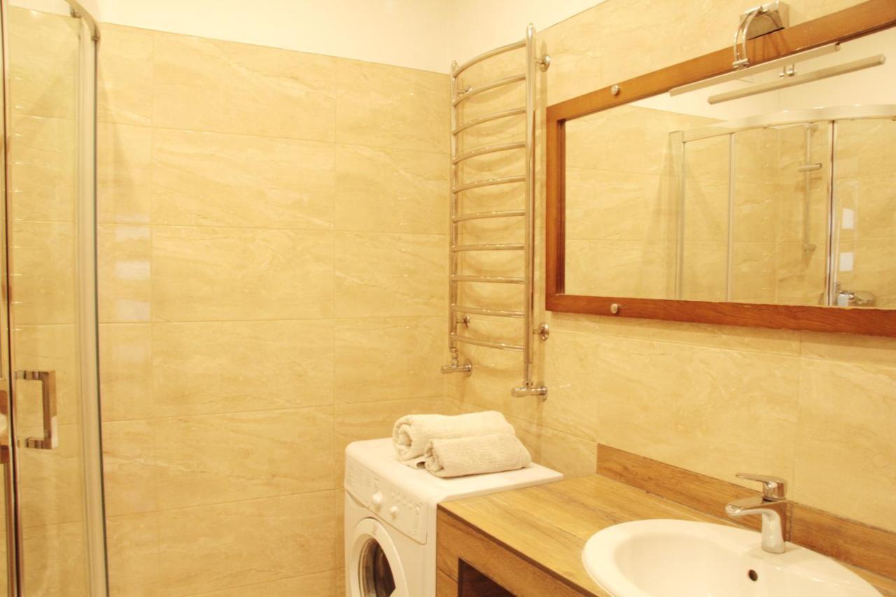 Flat In Cottage Close To The Centre Parking, Wifi, Bbq Lviv Exterior photo